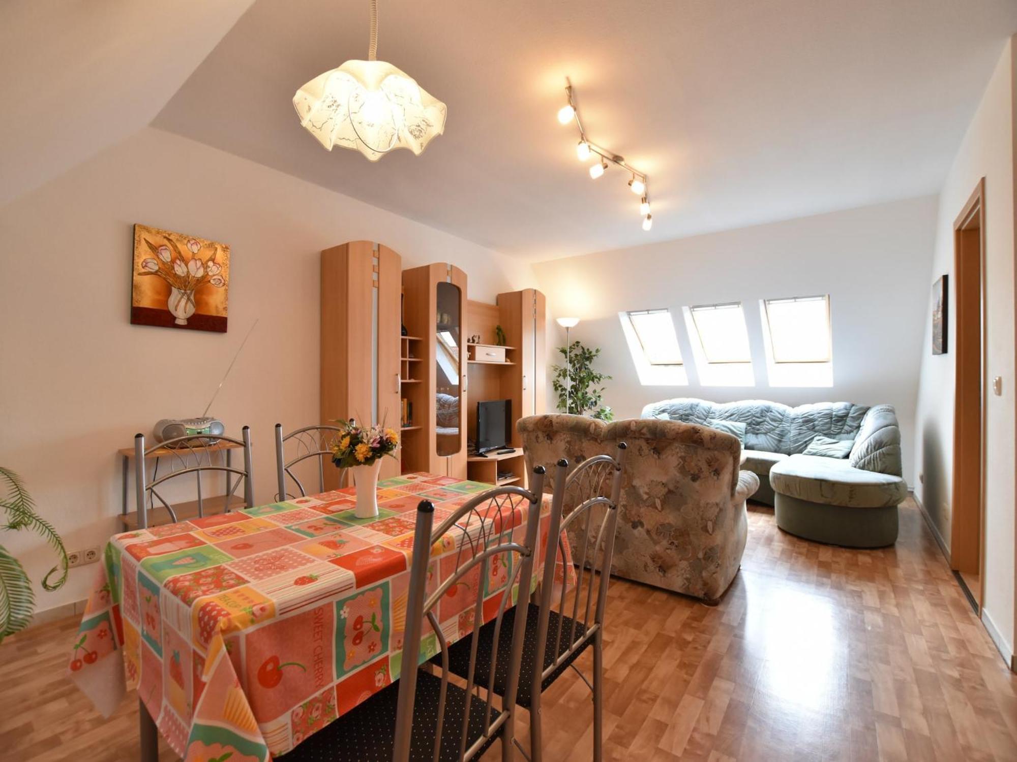 Attractive Apartment In Kluetz Near The Sea Klutz Buitenkant foto